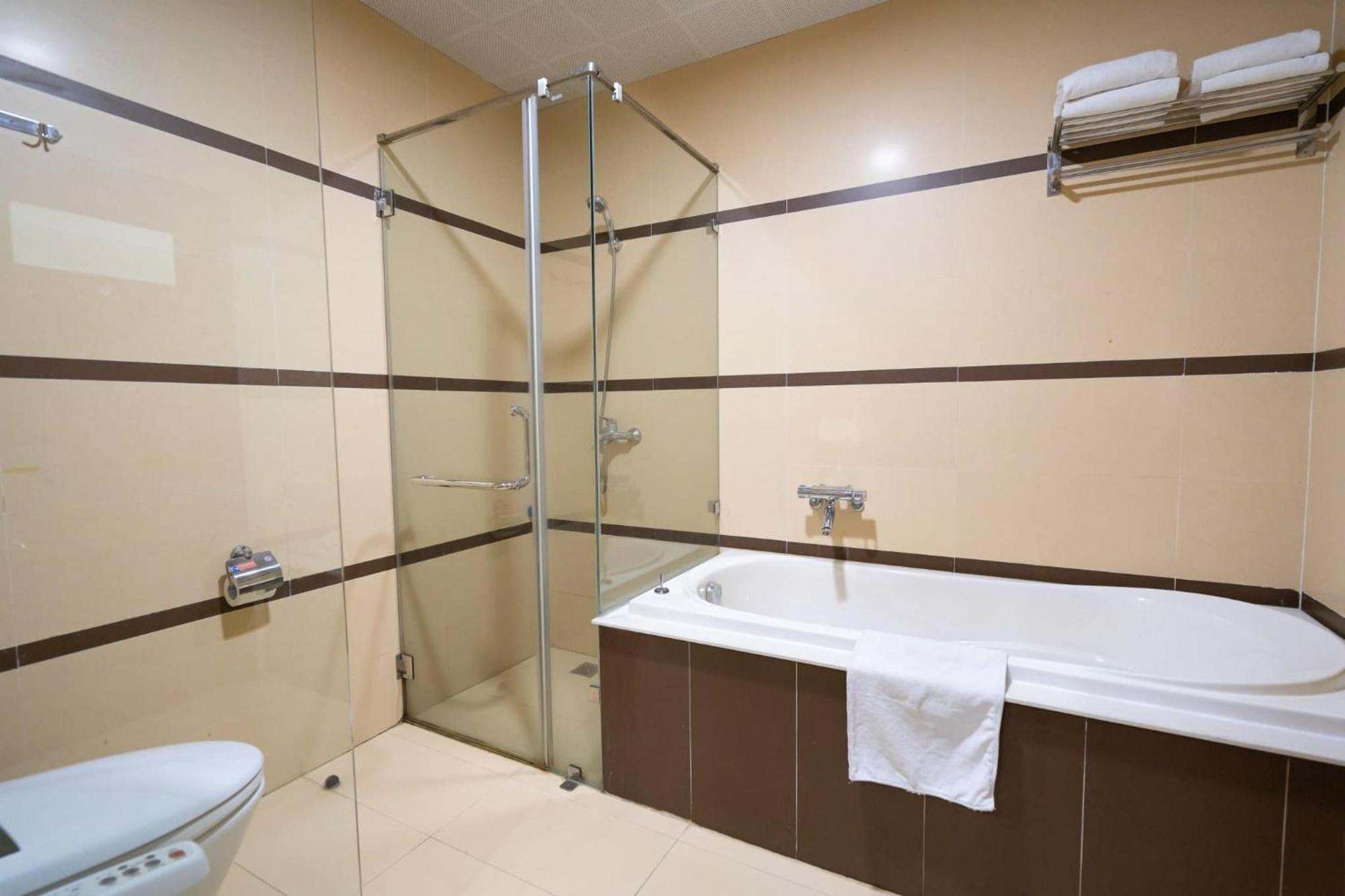 Cindy Hotel & Apartments - Khach San Can Ho O Trung Tam Tp Hai Phong Bagian luar foto